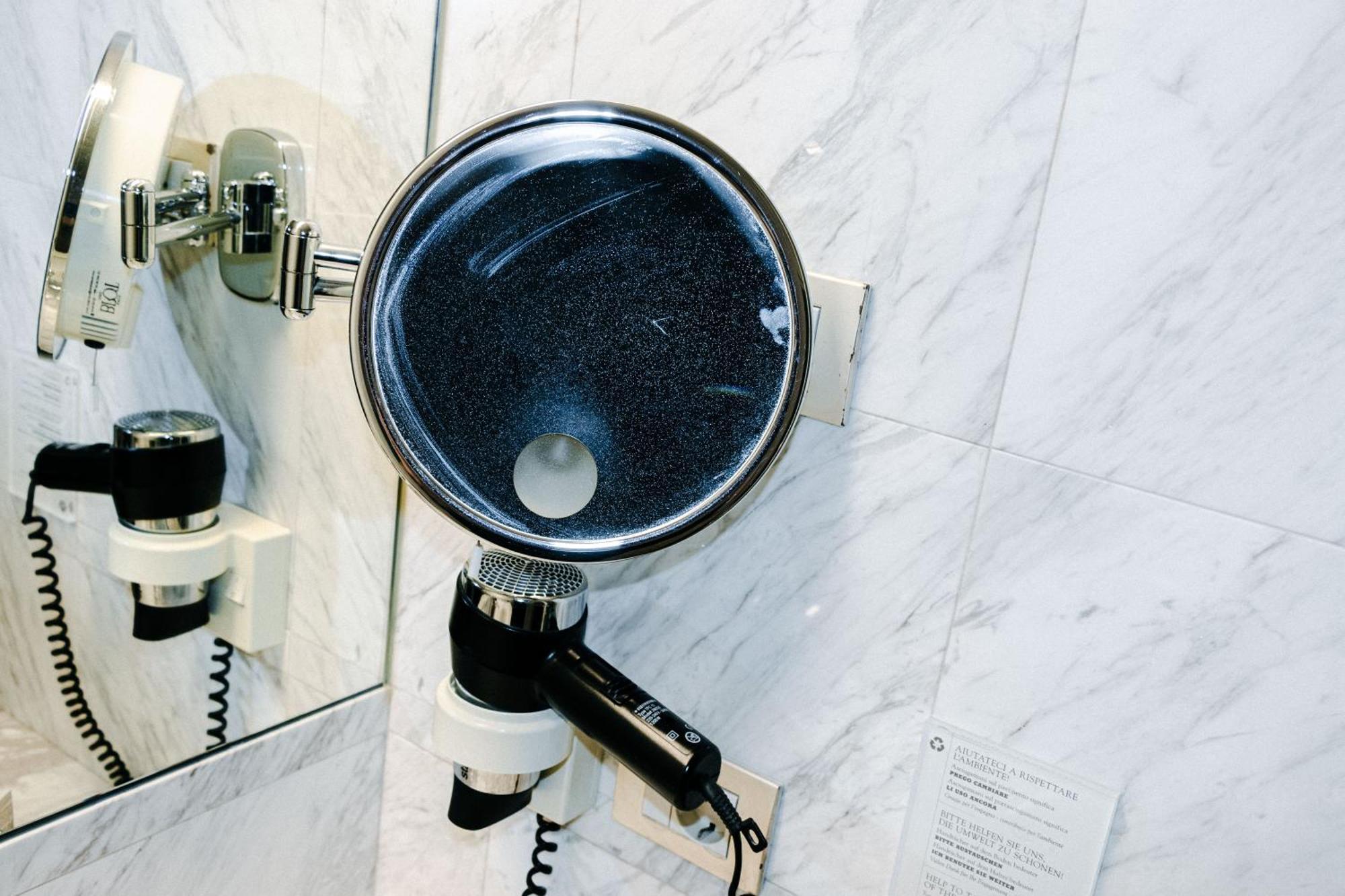 Hotel Greif, A Member Of Design Hotels Bolzano Exterior foto