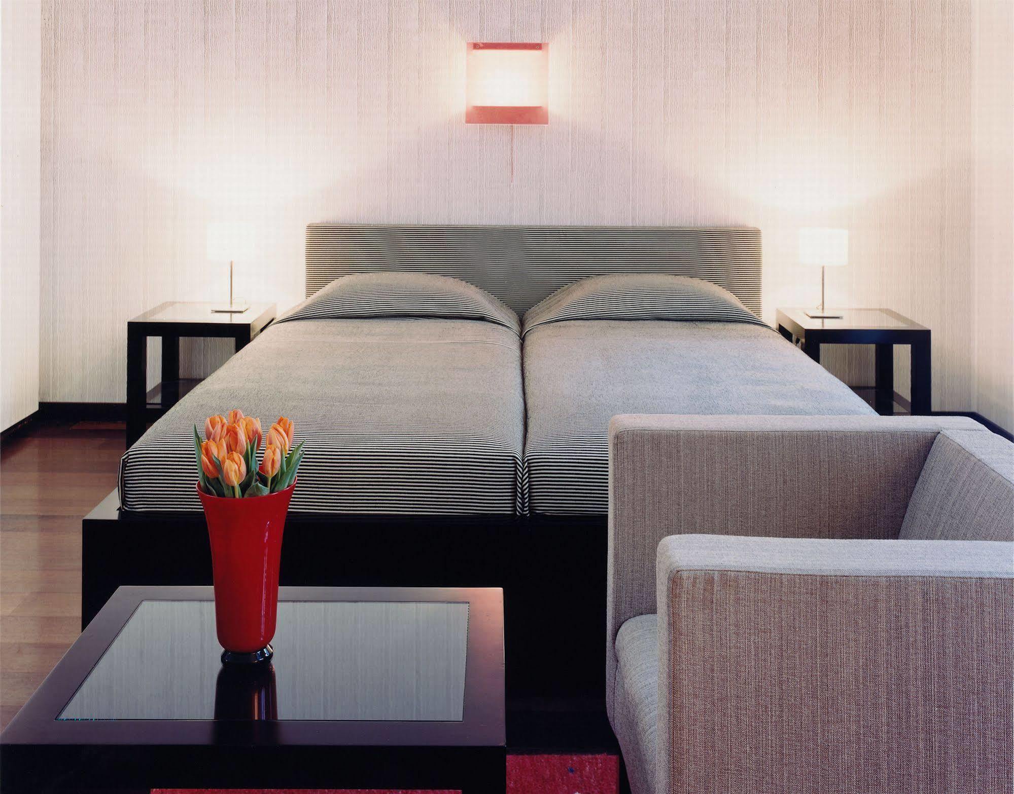 Hotel Greif, A Member Of Design Hotels Bolzano Exterior foto