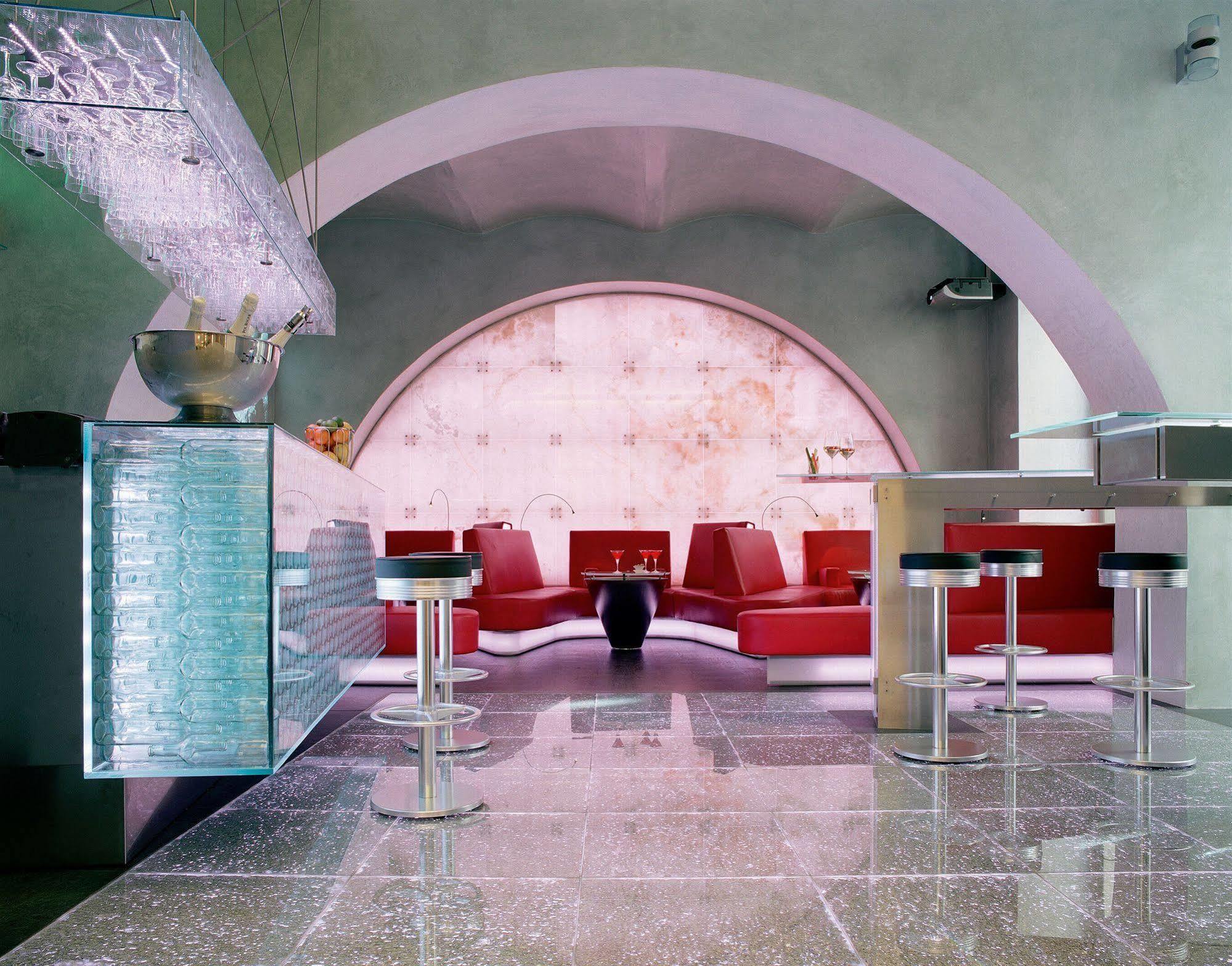 Hotel Greif, A Member Of Design Hotels Bolzano Exterior foto